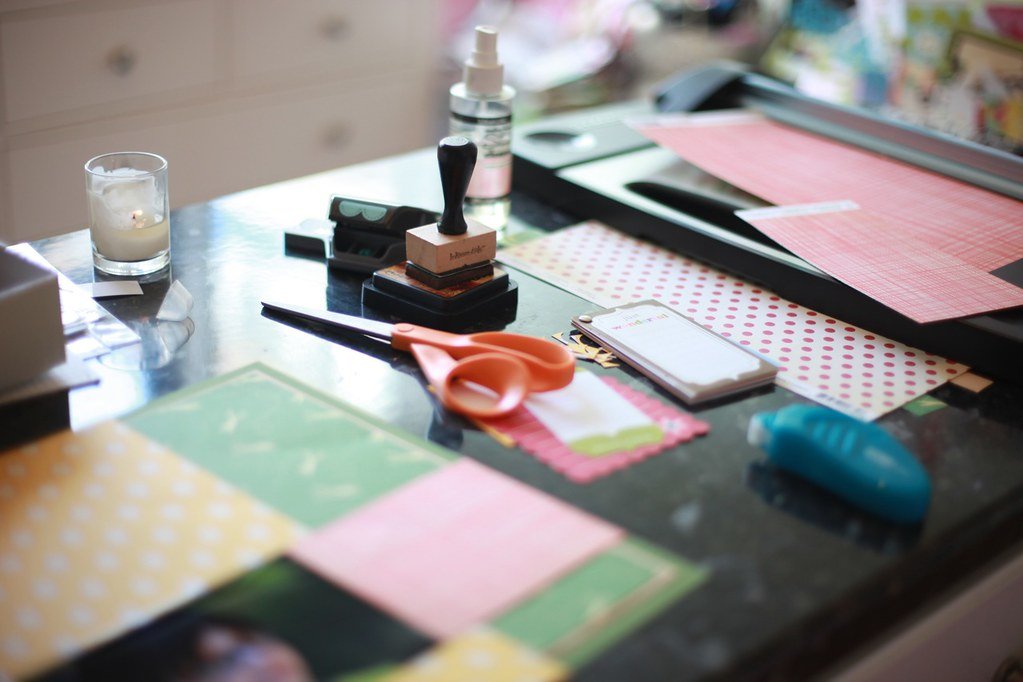 AI로 썸·연애 카톡 답장 고민 해결 — 센스 있는 답장 3초 만에
